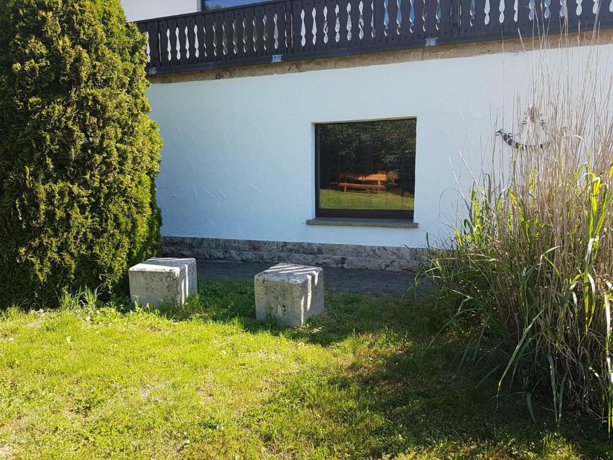 Ferienwohnung Am Rennsteig Bei Eisenach - Ilona Schmidt Wolfsburg-Unkeroda Bagian luar foto